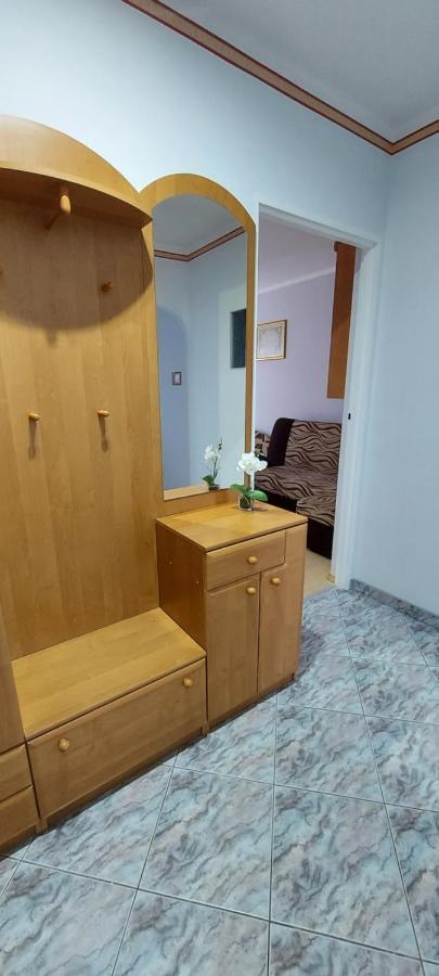Appartement Apartament Almi à Giżycko Extérieur photo